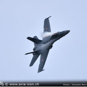Training FA18-Morane  Bex 11.4.22 - 030
