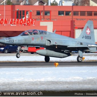 CE F-5 Tiger 02.2015 (105)