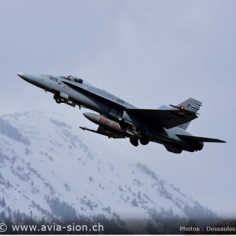 CR Mars 2016 sur FA-18 & Tiger 180