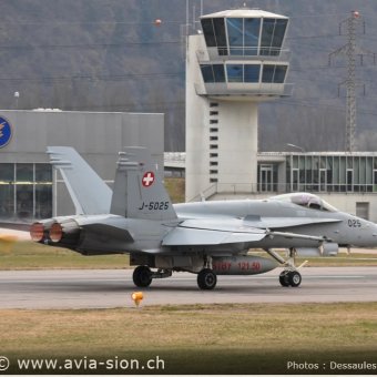 CR Mars 2016 sur FA-18 & Tiger 010