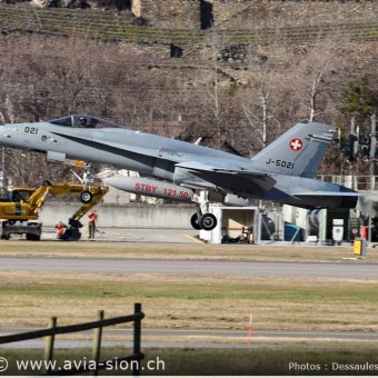 CR Mars 2016 sur FA-18 & Tiger 494