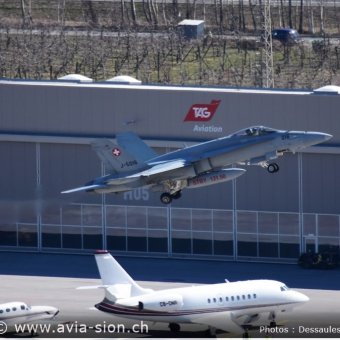 CR Mars 2016 sur FA-18 & Tiger 402