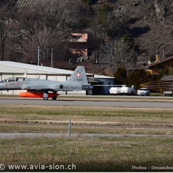 CR Mars 2016 sur FA-18 & Tiger 484
