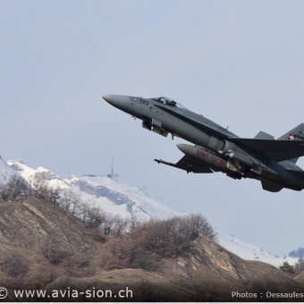 CR Mars 2016 sur FA-18 & Tiger 089