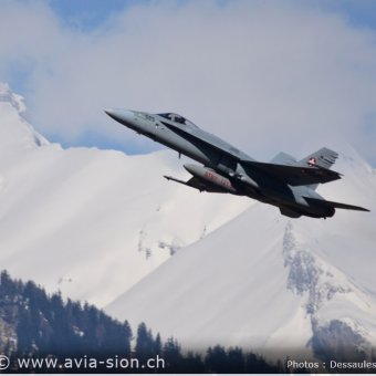 CR Mars 2016 sur FA-18 & Tiger 053