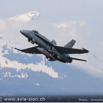 CR Mars 2016 sur FA-18 & Tiger 091