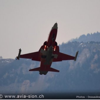 CR Mars 2016 sur FA-18 & Tiger 573