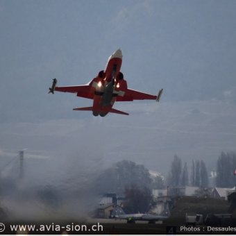 CR Mars 2016 sur FA-18 & Tiger 569