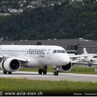 Embraer 2025 - 219