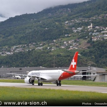 Embraer 2025 - 233