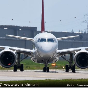 Embraer 2025 -  105