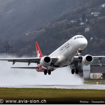 Embraer Helvetic airwais 2019 - 329