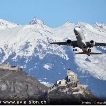 Embraer Helvetic airwais 2019 - 193