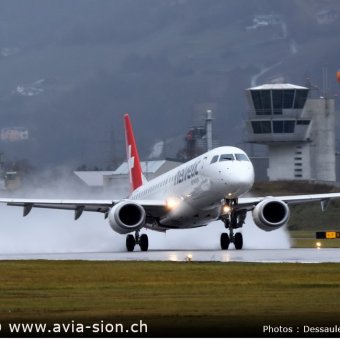 Embraer Helvetic airwais 2019 - 325