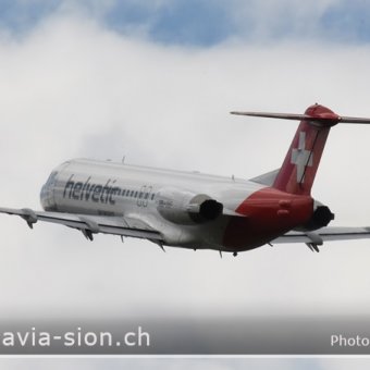 Fokker 100  Helvetic - 90