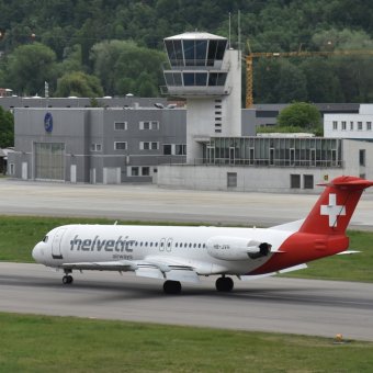 Fokker 100  Helvetic - 53