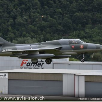 Hunter  0201