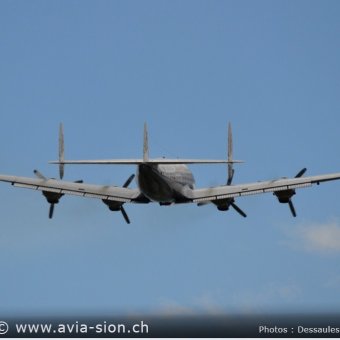 5.07.14 Super Constellation (09)