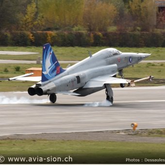 AIR FORCE 02768